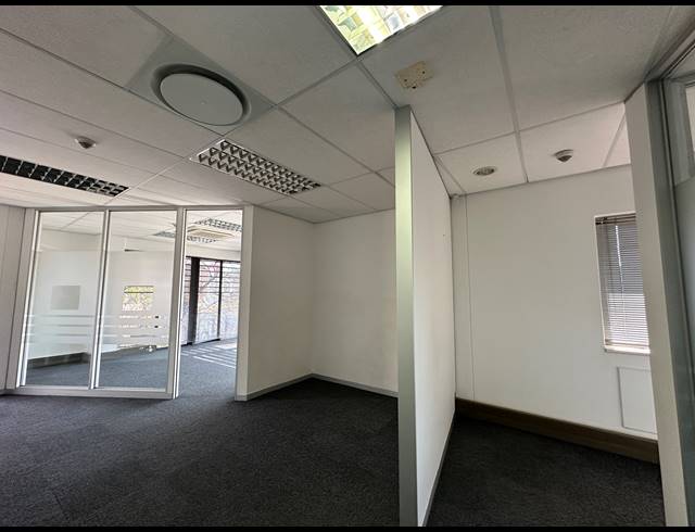 375M² OFFICE TO LET IN CENTURION CENTRAL